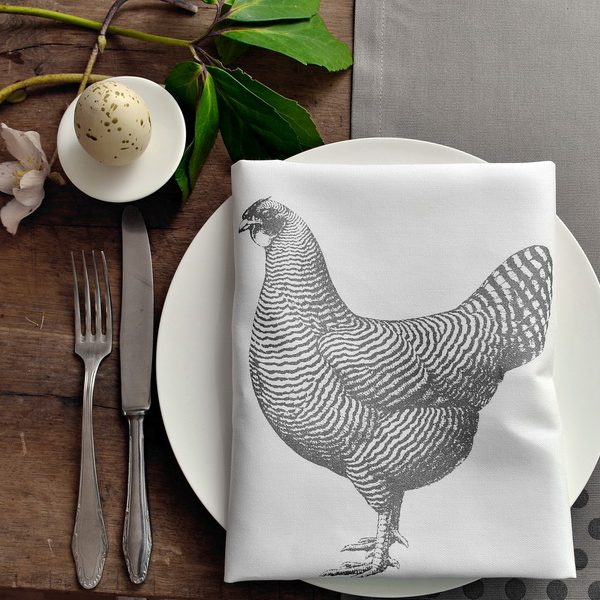 GREY HEN NAPKINS SET