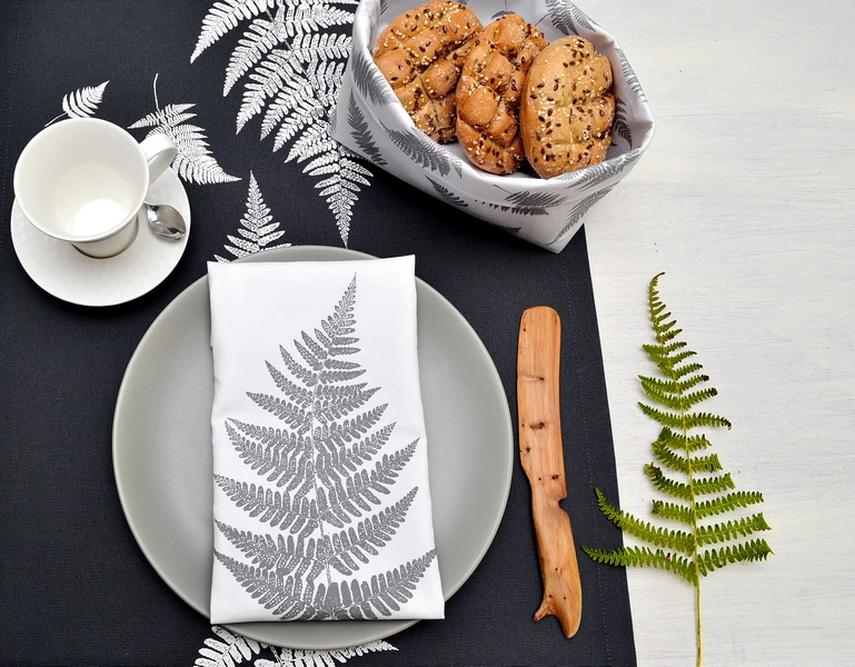 GRAY FERN NAPKINS SET